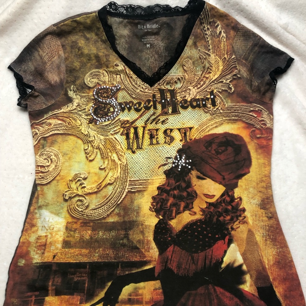 Bit & Bridle Sweet Heart of the West graphic tee size M